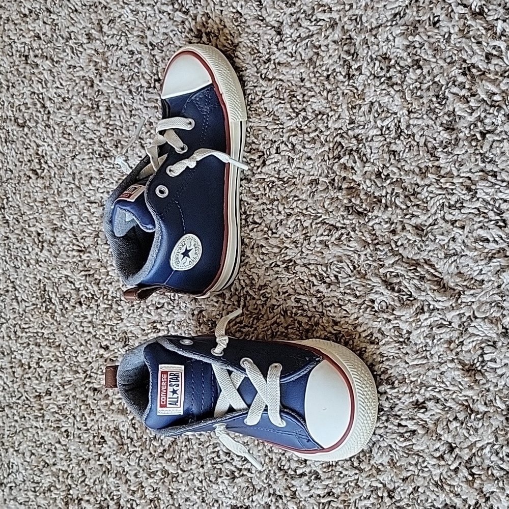 Converse Infant Blue Slip On High Tops Size 9